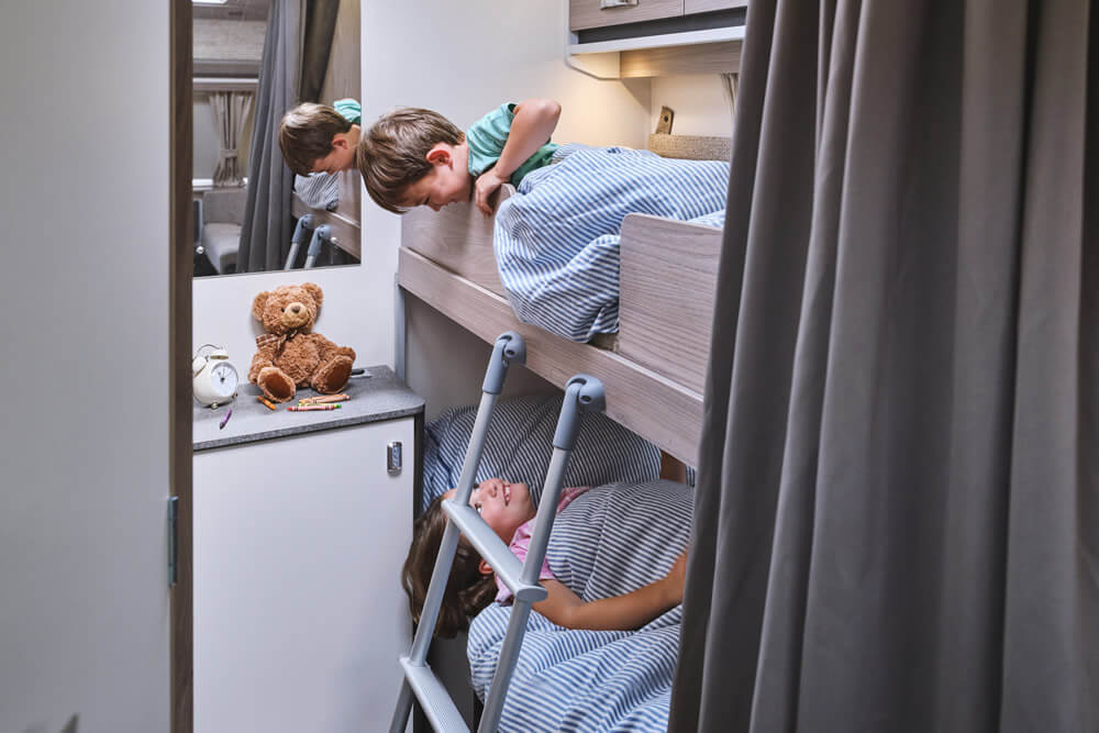 2026-sprite-alpine-4-db-lifestyle-beds