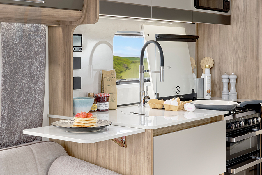 Unicorn-Deluxe-Seville-Fully-equipped-kitchen