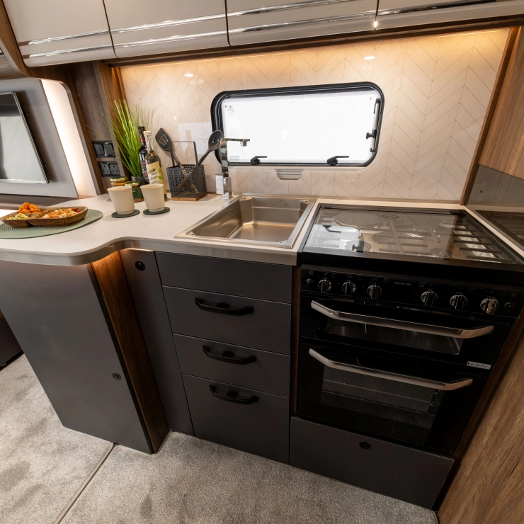 buccaneer-starliner-barracuda-18-740x740-crop-q100