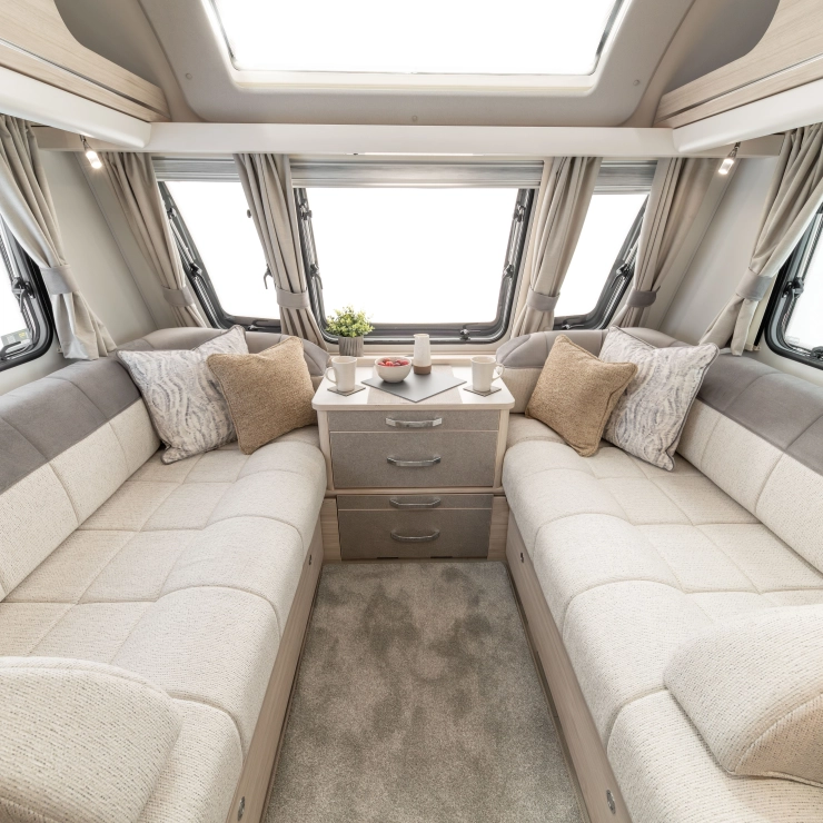 elddis-crusader-aurora-4-740x740-crop-q100