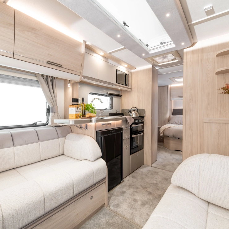 elddis-crusader-aurora-6-740x740-crop-q100