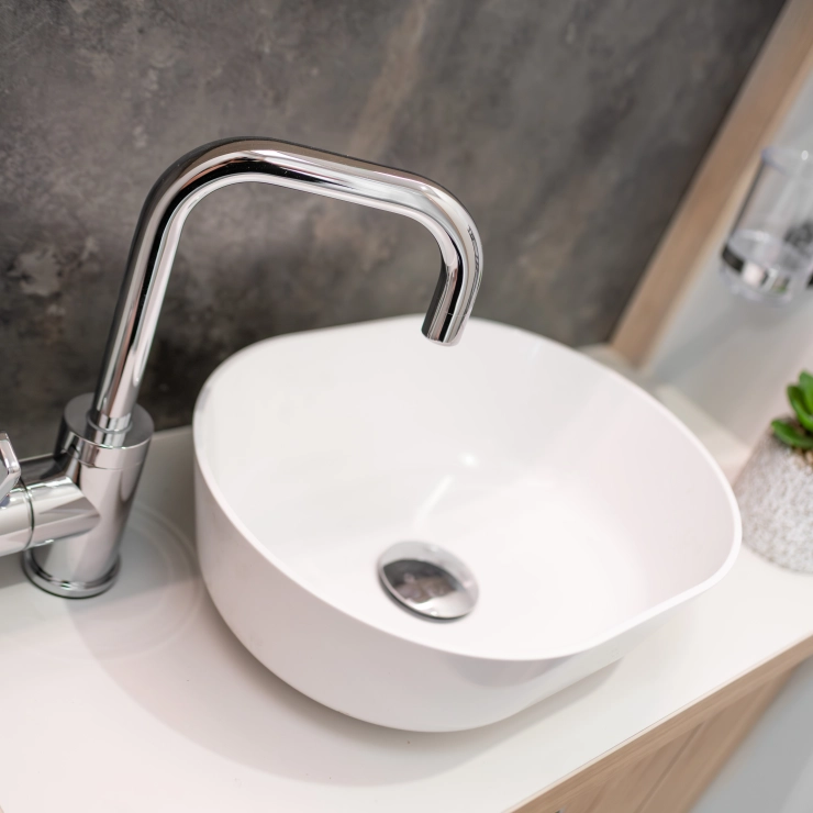 elddis-crusader-aurora-60-740x740-crop-q100