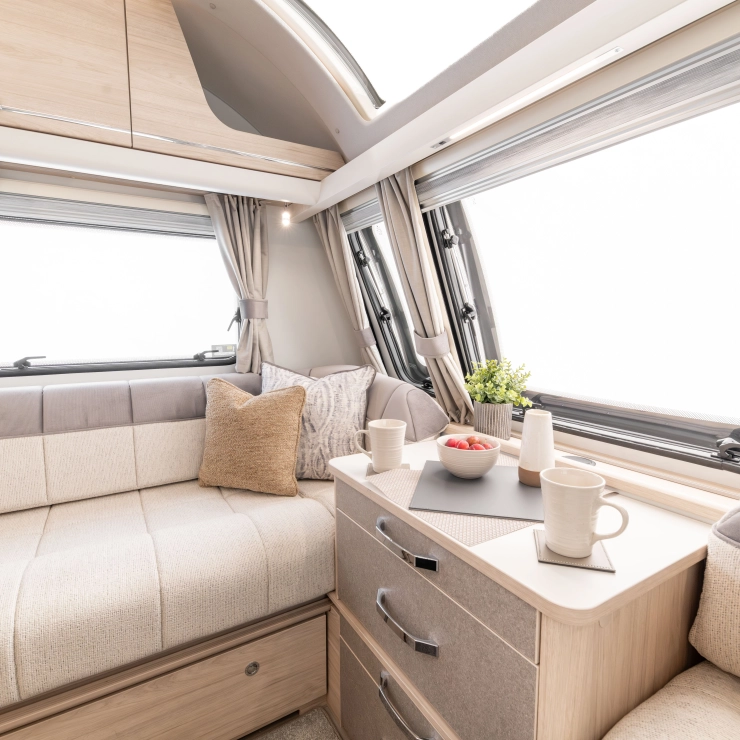 elddis-crusader-aurora-9-740x740-crop-q100