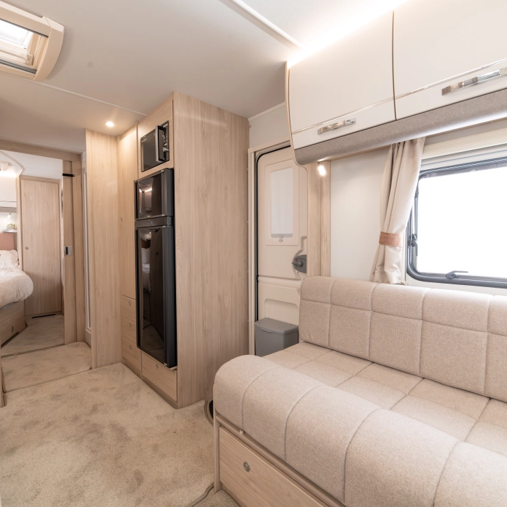 whirlwind-evolve-868-11-740x740-crop-q100