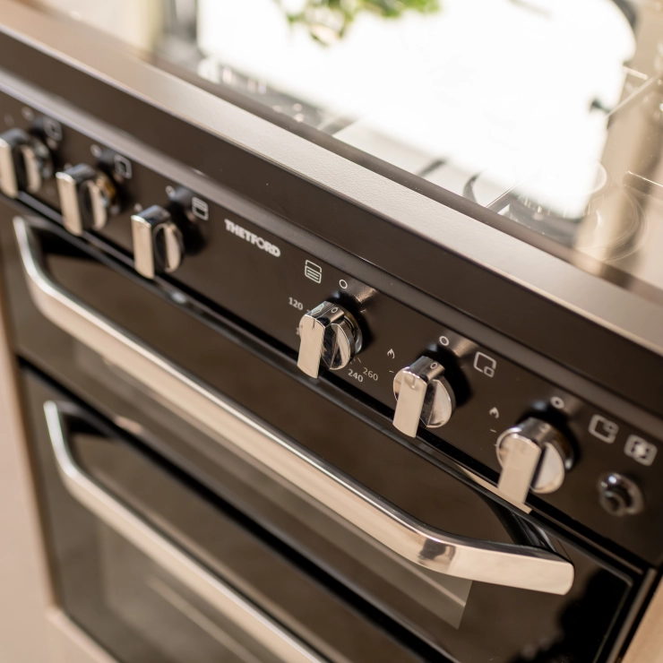 whirlwind-evolve-868-54-740x740-crop-q100